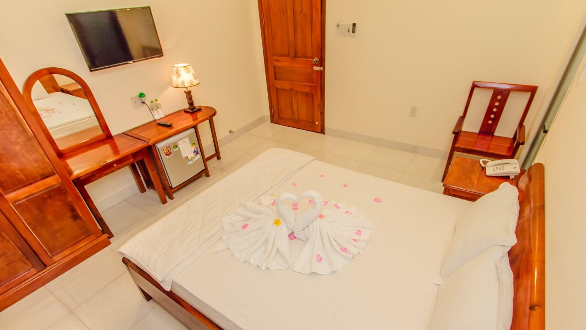 Lien Thong Hotel Фу Куок Екстериор снимка